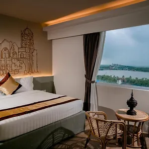 Hotel The