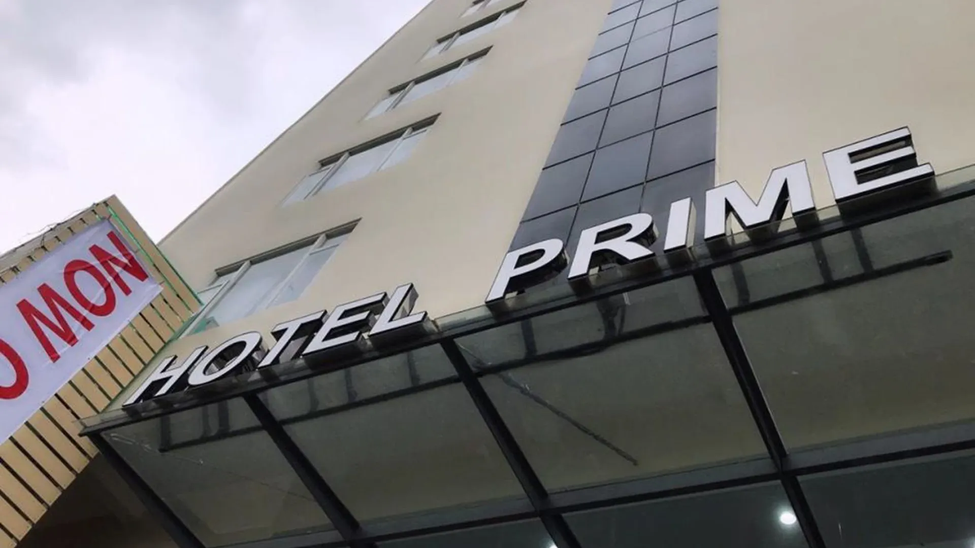 Hotel Prime Yangon 3*,